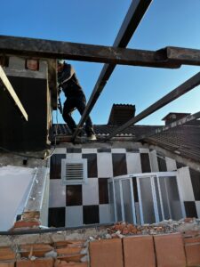 arnavutköy çatı tamiratımıza dair kareler